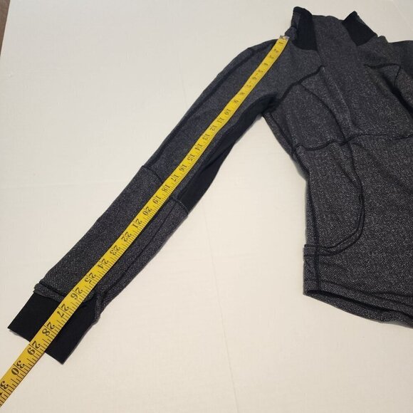 Lululemon Base Runner Herringbone jacket sz 6 Half zip back pocket Rulu fabric - Picture 12 of 14